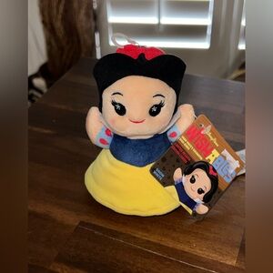 Disney Parks Wishables Snow White NWT